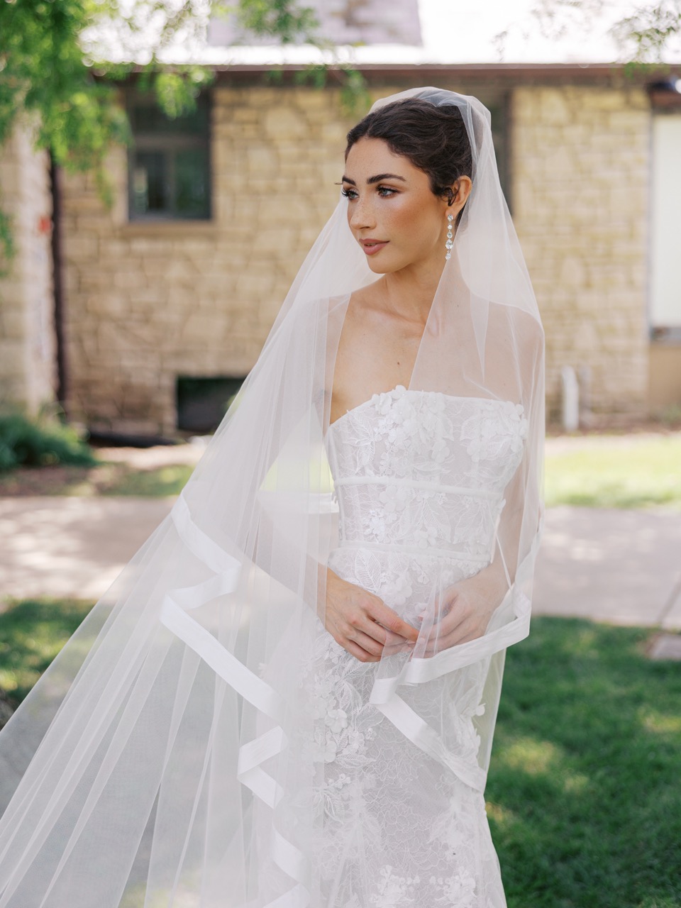 luxury custom wedding veils